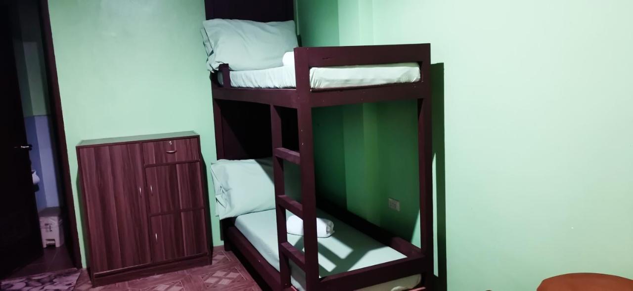 In-N-Out Hostel シキホール エクステリア 写真