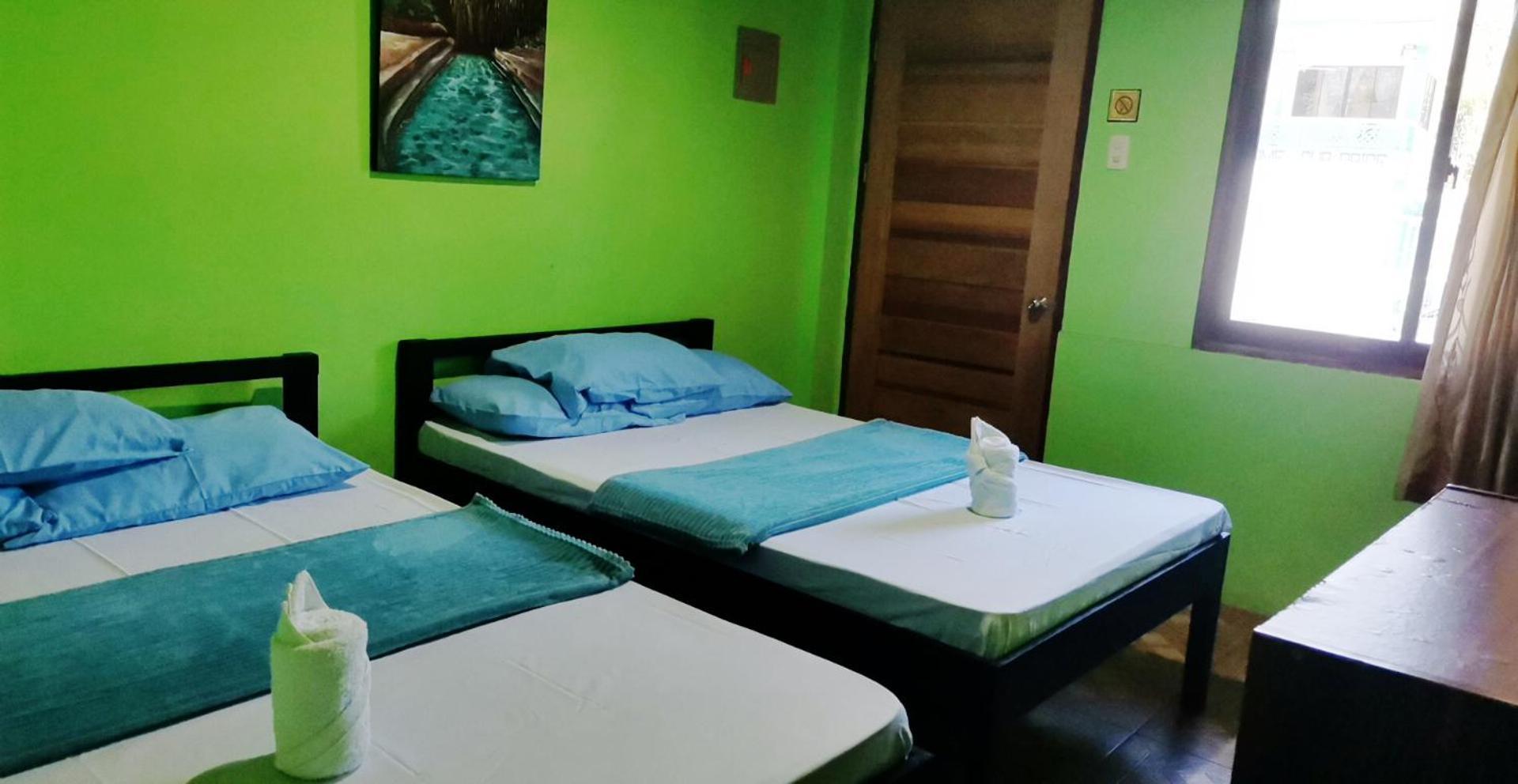 In-N-Out Hostel シキホール エクステリア 写真